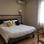 Hotel Logis Restaurant Les Balcons De L'esperance Limeuil