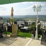 Logis Restaurant Les Balcons De L'esperance Limeuil