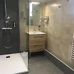 Hotel Logis Restaurant Les Balcons De L'esperance 3*