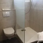 Logis Restaurant Les Balcons De L'esperance فندق