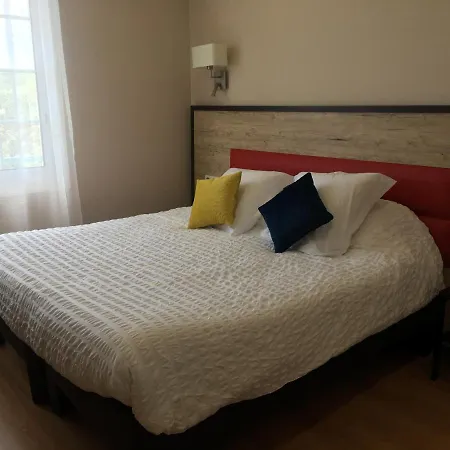 Logis Restaurant Les Balcons De L'esperance Отель