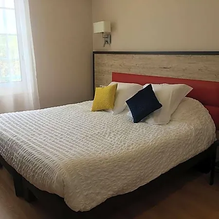 Hotell Logis Restaurant Les Balcons De L'esperance