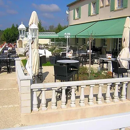 Hotell Logis Restaurant Les Balcons De L'esperance