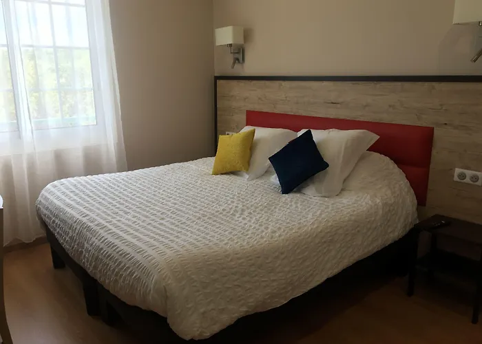 Logis Restaurant Les Balcons De L'esperance 3*