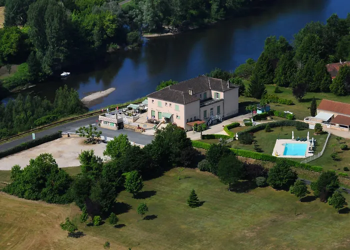 Logis Restaurant Les Balcons De L'esperance Hotel 3*