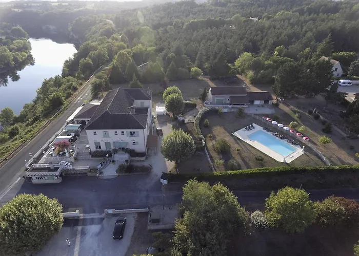 Hotel Logis Restaurant Les Balcons De L'esperance Limeuil